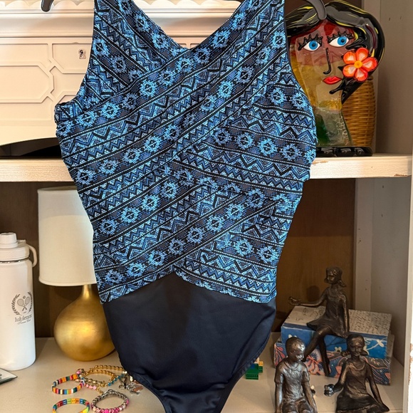 Miraclesuit brio one piece swimsut in blue black colors sz 16 - Picture 2 of 5